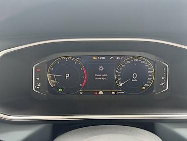 Volkswagen: Volkswagen : 2025 г., Автомат, Бензин, Кроссовер — 10