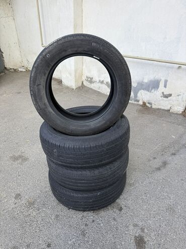 bmw 5 серия 530i kat: Шина Michelin 225 / 60 / R 18 at lalafo.az bmw 5 серия 530i kat: Шина Michelin 225 / 60 / R 18