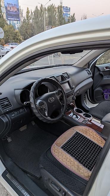 hongqi hs3: Toyota Highlander: 2013 г., 3.5 л, Автомат, Бензин, Кроссовер — 9