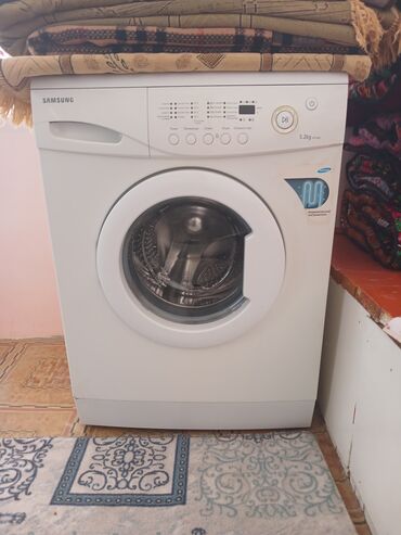 продам игровой компьютер: Муздаткыч Indesit, Эки камералуу
