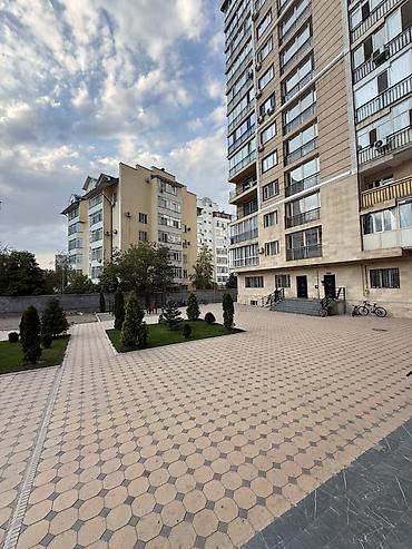 2 комнаты, 72 м², 7 мкр Элитка, 2 этаж, Евроремонт
