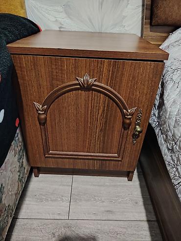yatag dest: Yataq otağı dəsti Tərkib: - İki nəfərlik çarpayı: yumşaq başlıq — 2