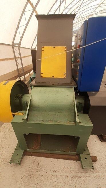 Poljoprivredne mašine: APOKALIPSA dooDrobilica za drvo 869 Snaga motora 55 KWBrzina motora na lalafo.rs — 4 Poljoprivredne mašine: APOKALIPSA dooDrobilica za drvo 869 Snaga motora 55 KWBrzina motora — 4