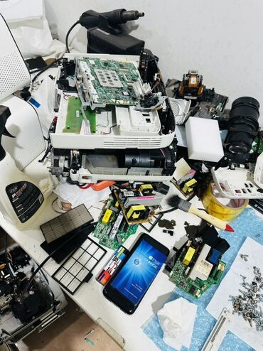 Digər ehtiyat hissələri: Proyektor lampaları və ehtiyat hissələri dəsti - Müxtəlif model — 58