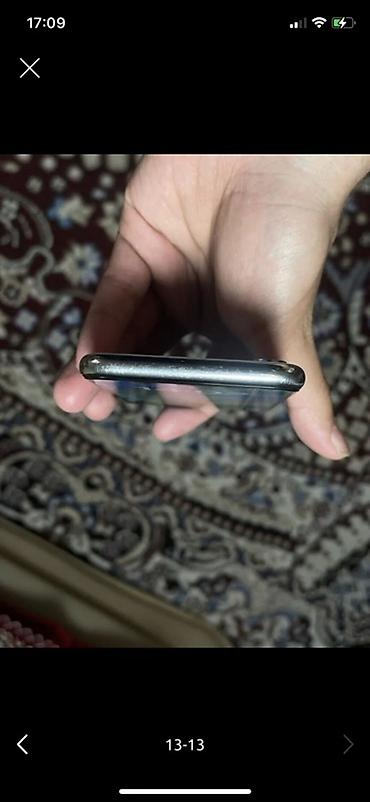Apple iPhone: IPhone X, Б/у, 64 ГБ, Серебристый, Чехол — 10