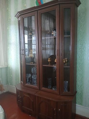 Yemək otağı üçün vitrin və bufet dəsti - Material: taxta teksturalı