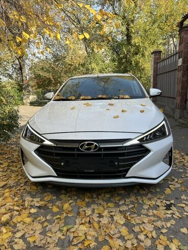 пижо машина: Hyundai Elantra: 2019 г., 1.6 л, Автомат, Бензин, Седан