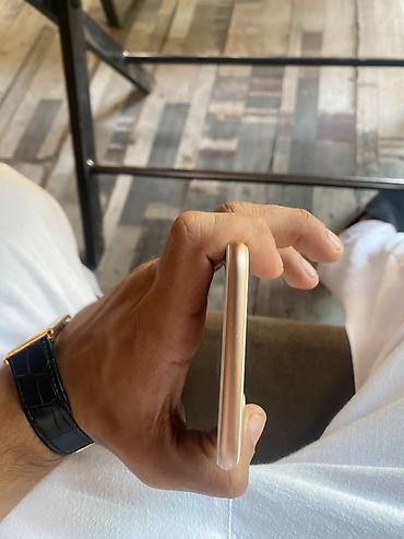 IPhone 8 Plus, Qızılı, Qırıq