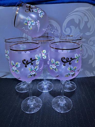 case za turski caj: Case nove bohemija kristal,rucni rad za vino iz 70ih godina.Model 2 — 2