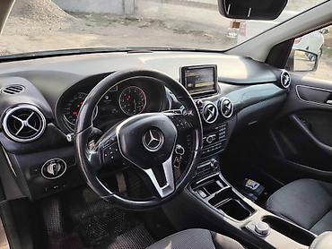Mercedes-Benz: Maşın ideal veziyetdedır hecbır problemi yoxdur salonu umumı derınden — 4