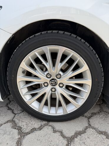 Toyota: Toyota Camry: 2018 г., 2.5 л, Автомат, Бензин, Седан — 24