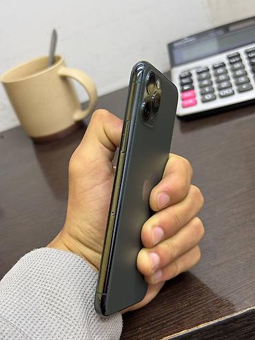 Apple iPhone: IPhone 11 Pro, Б/у, 256 ГБ, 100 % — 2