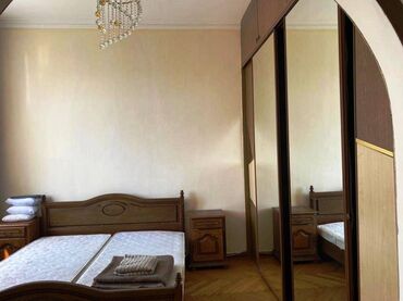 Köhnə tikili: Bakı, 3 otaqlı, Köhnə tikili, m. 28 may, 70 kv. m — 4