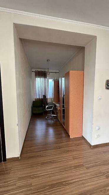 Продажа коттеджей и домов: 📍 Продается 2 х эт дом Город: Бишкек (район Молодая Гвардия) • 🏠 — 18