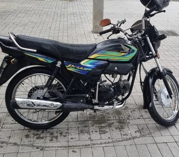 мотоциклы бу: Классикалык Honda, 100 куб. см, Бензин, Чоңдор үчүн, Колдонулган
