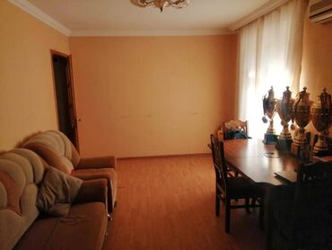 Uzunmüddətli kirayə mənzillər: Yasamal rayonu, Bakı Dövlət universiteti yaxınlığı, 53 nomreli -da lalafo.az — 19 Uzunmüddətli kirayə mənzillər: Yasamal rayonu, Bakı Dövlət universiteti yaxınlığı, 53 nomreli — 19