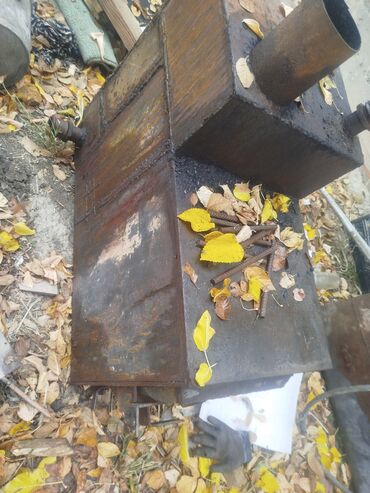 купить печь для бани с баком для воды: Твердотопливная печь-буржуйка с дымоходным патрубком + секционный