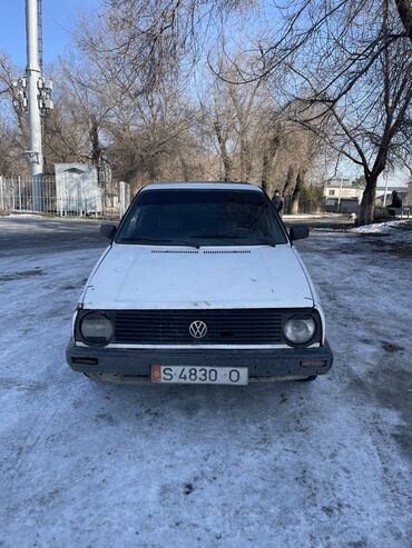 продаю volkswagen passat: Volkswagen Golf: 1988 г., 1.8 л, Механика, Бензин, Хэтчбэк