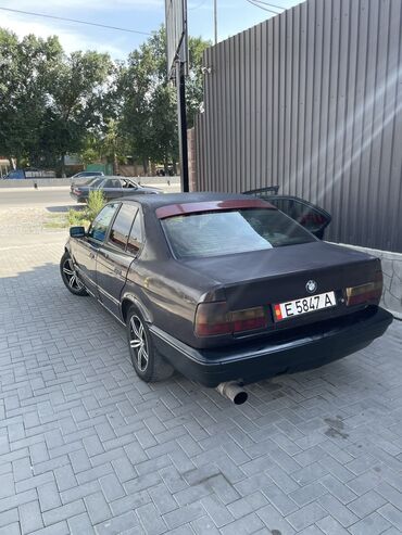 bmw автомобил: BMW 5 series: 1992 г., 2.2 л, Механика, Бензин, Седан