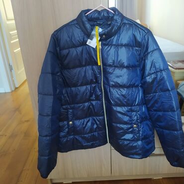 north face куртка: Куртка Деми . Из Америки . Размер L. 48-50. Широкого кроя . Цвет синий