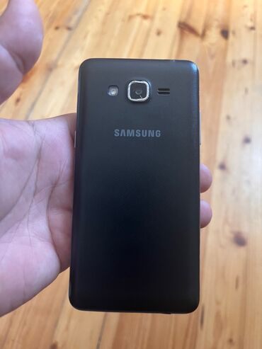 2 el telefonlar samsung: Samsung GT-C3053, 8 GB, rəng - Qara, Sensor