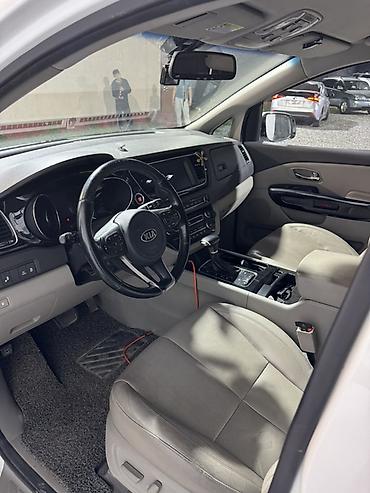 Kia: Kia Carnival: 2018 г., Минивэн — 6