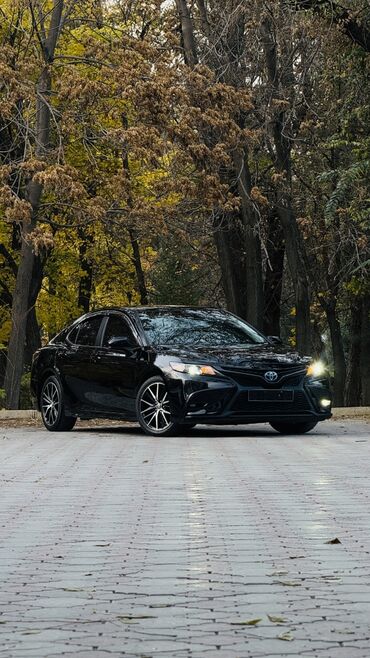 автомобиль выкуп: Toyota Camry: 2021 г., 2.5 л, Гибрид, Седан