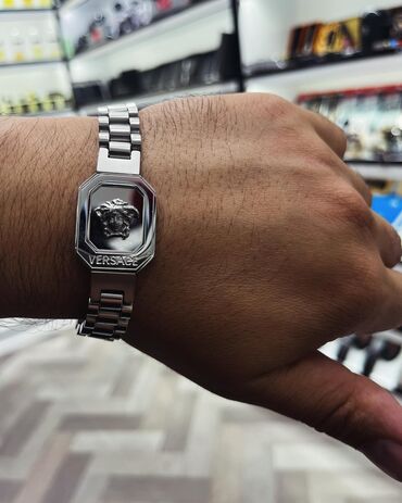 Bilərziklər: Bilərzik, Versace, Ünvandan götürmə — 13