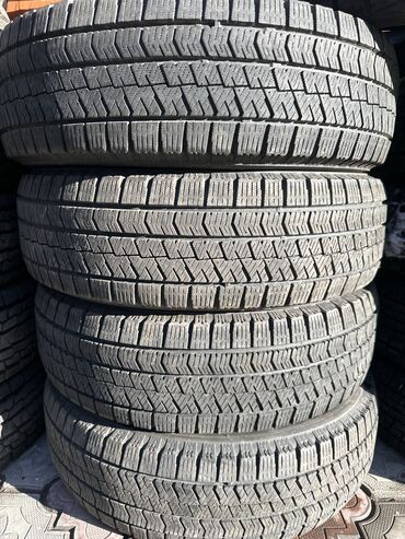 Шины: Шины 175 / 65 / R 15, Зима, Б/у, Комплект, Легковые, Япония, Bridgestone