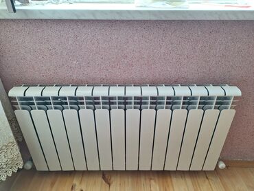 soba radiatoru: Yeni Seksiyalı Radiator Ünvandan götürmə, Zəmanətli, Kredit yoxdur