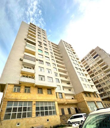 квартиры в новостройках в кредит в баку: Gözəl panoramik mənzərəli, Bakıxanov qəsəbəsində (Qaraxan MTK)