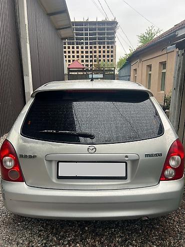 мазду 323: Mazda 323: 2002 г., 1.6 л, Механика, Бензин, Хэтчбэк — 1