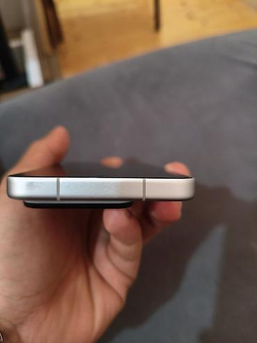 google pixel 6: Cızıq yoxdu ustada olmayıb zaryaktka əla saxlayır qutu adapter var — 2