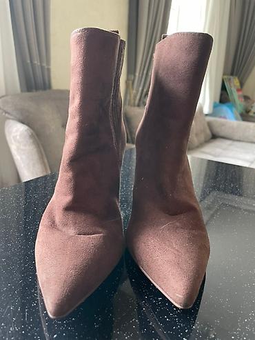 botinkalar cəkmələr: Charles&Keith, Ölçü: 37, rəng - Qəhvəyi, İşlənmiş — 3