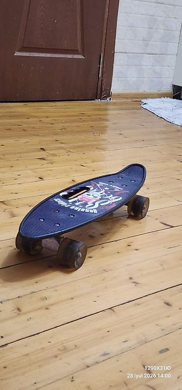 Plastik gövdəli kruyzer tipli skatbord - Ölçü: təxminən mini/kruyzer