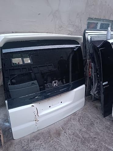 Крышки багажника и комплектующие: Кузовные детали Honda Stepwgn/Stepwgn Spada (RB/ RK серия) - Задние — 24