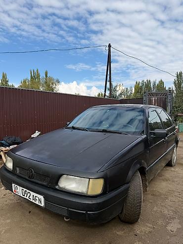салон гольф 4: Volkswagen Passat: 1988 г., 1.8 л, Седан — 6