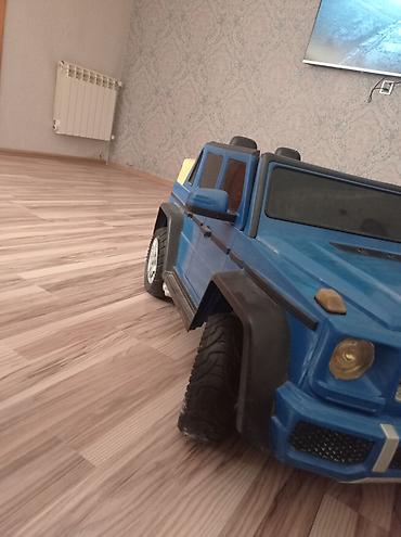 mini mercedes: Uşaqlar üçün akkumulyatorlu mini avtomobil, Mercedes G-Class üslubunda — 1