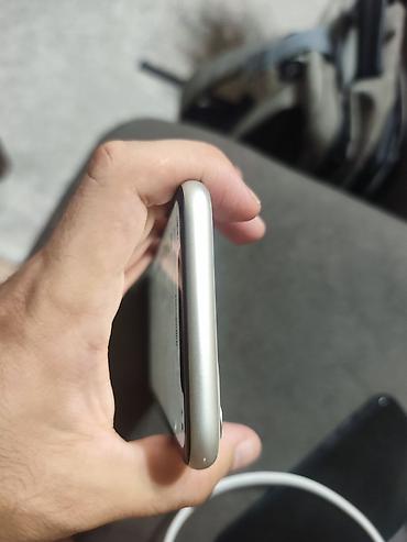 aphone 6: IPhone 11, Б/у, 128 ГБ, Белый, 88 % — 5