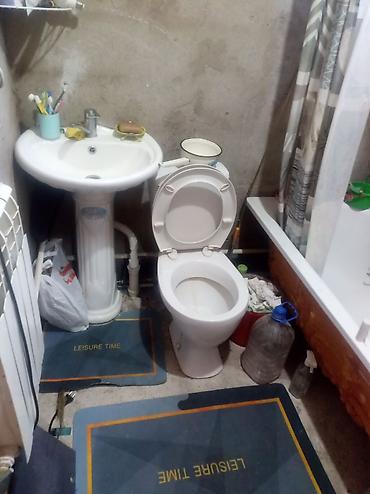 Үйлөрдү ижарага берүү: 50 м², 3 бөлмө — 7