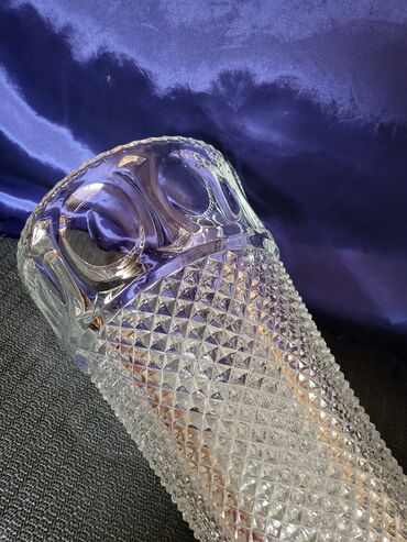 Vaze i saksije: Vaza, Staklo, Novo na lalafo.rs — 9 Vaze i saksije: Vaza, Staklo, Novo — 9