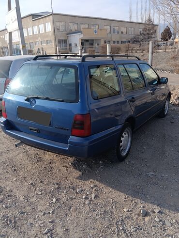 гольф джетта: Volkswagen Golf: 1996 г., 1.8 л, Механика, Бензин, Универсал