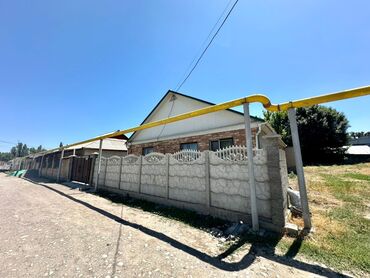 дом в районе пишпек: Үй, 95 кв. м, 4 бөлмө, Риелтор, Косметикалык оңдоо