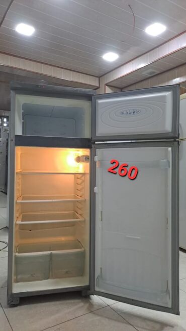 Soyuducular: İşlənmiş 2 qapılı Beko Soyuducu Satılır