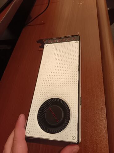 islenmis noutbuklar: Videokart NVidia Radeon RX 580, 8 GB, İşlənmiş