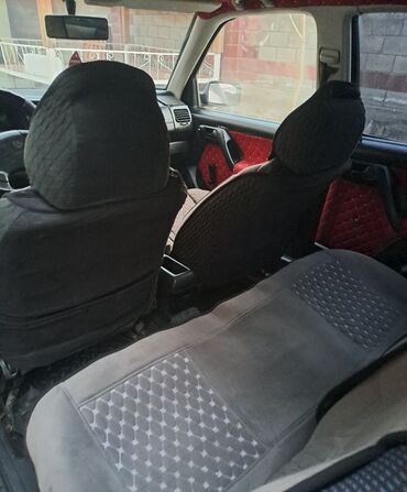 Volkswagen: Volkswagen Vento: 1992 г., 1.8 л, Механика, Бензин, Седан — 9