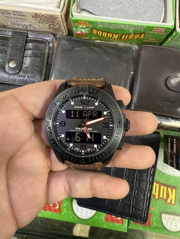 Qol saatları: Yeni, Qol saatı — 18