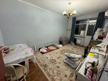 Продажа квартир: 2 комнаты, 42 м², Сталинка, 3 этаж, Косметический ремонт