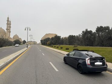 Toyota: Toyota Prius: 1.8 l | 2012 il Hetçbek — 7