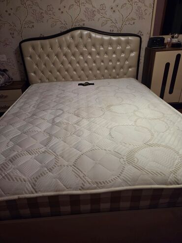 продам кровать двуспальную бу: İşlənmiş, İkinəfərlik çarpayı, Bazalı, Matras ilə, Siyirməsiz, Azərbaycan